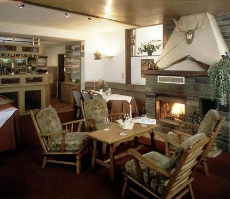Hotel Saint-Hubert マルメディ エクステリア 写真